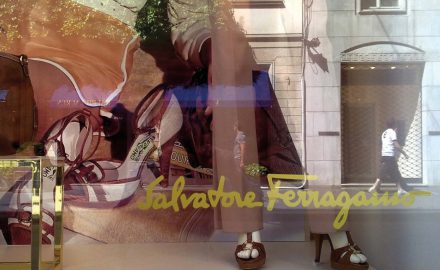 Ferragamo-ambient-scent-retail-store-scent-company-italia2